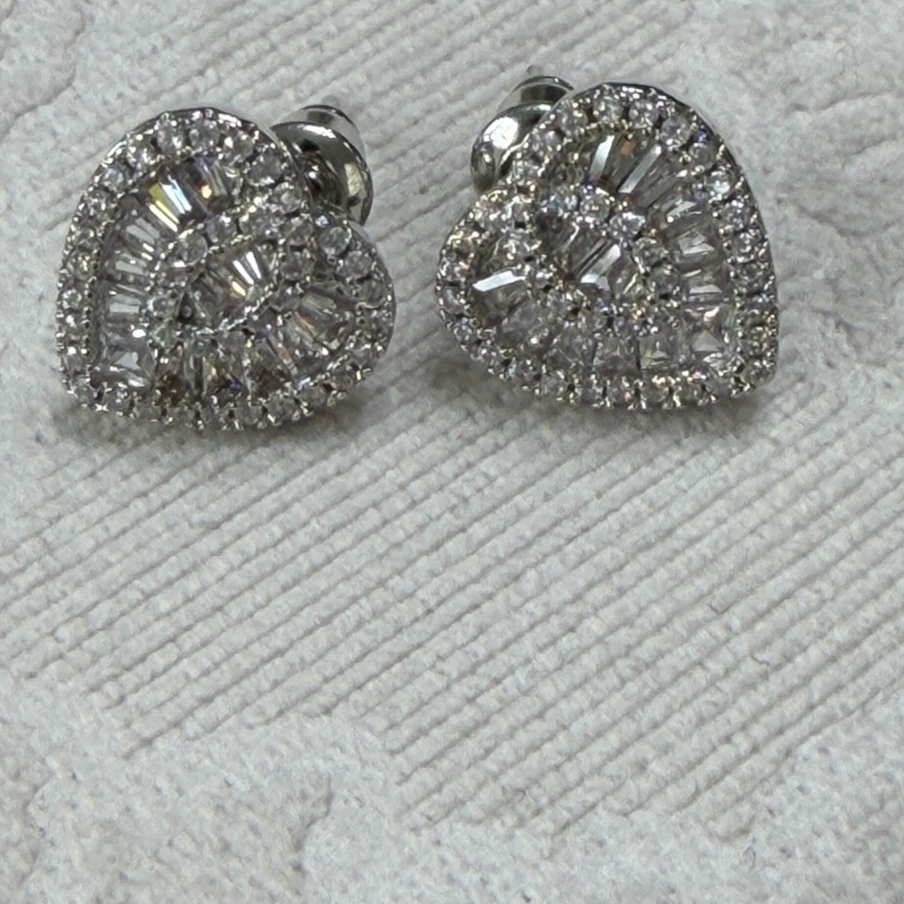 Elegant Cubic Zirconia Baguette Heart Earrings